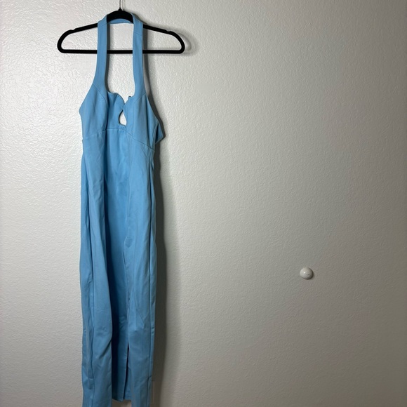 Elliatt Tuning Halter Neck Column Blue Cutout Gown Maxi Dress Size Medium - Picture 3 of 6